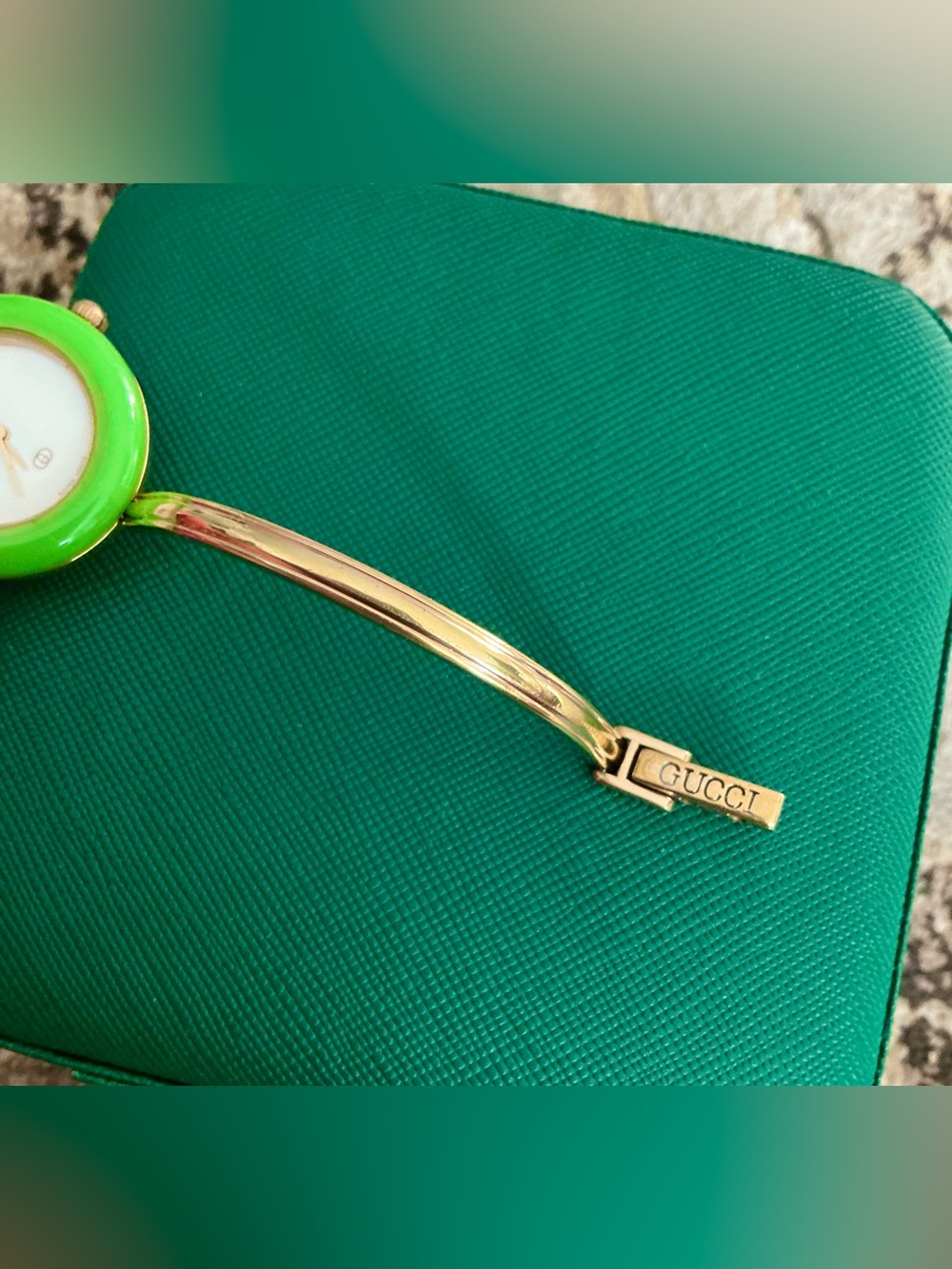 Authentic GUCCI bangle watch with Interchangeable Ringsππβ€οΈπ§‘π€ - Picture 14 of 16